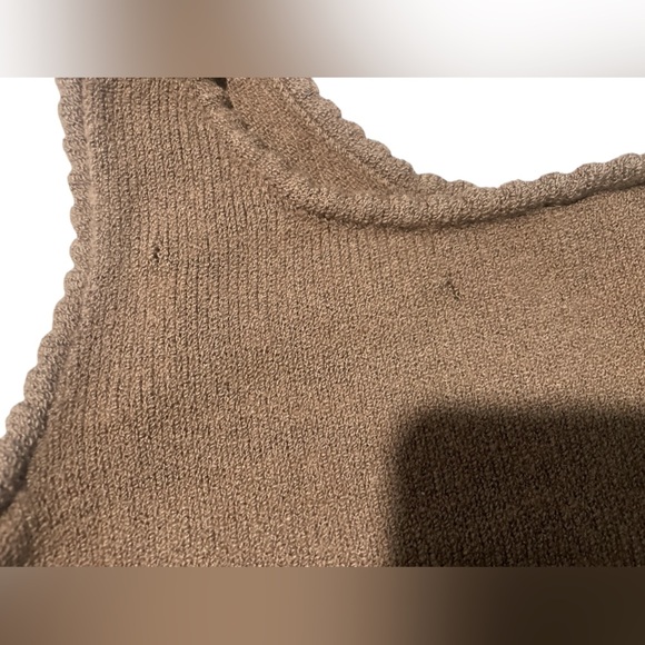 St. John Womens Cropped Sweater Tank Brown Sleeveless Scoop Neck - Picture 5 of 5